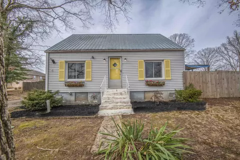 513 Amerine Rd, Maryville, TN 37804