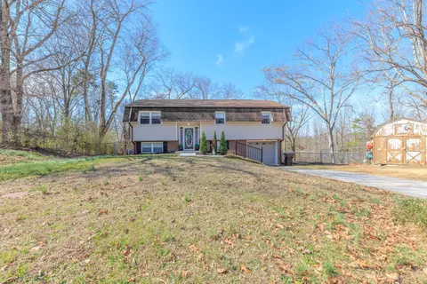 7004 Sleigh Ln, Harrison, TN 37341