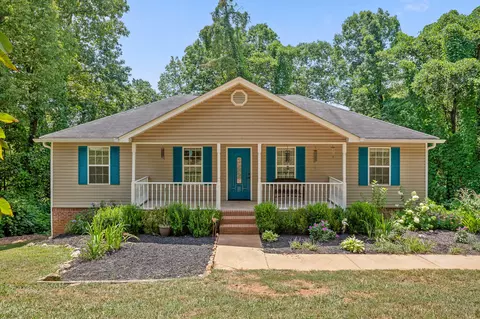 71 Georgia Ter, Rossville, GA 30741