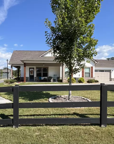 6 Maddox Ln, Chatsworth, GA 30705
