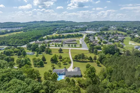 10424 E Brainerd Rd, Apison, TN 37302 photo 2