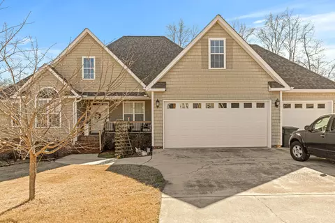 59 Honeysuckle Dr, Rock Spring, GA 30739
