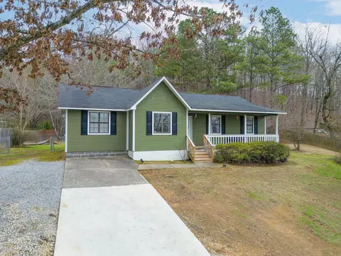 596 Angel Dr S, Jacksonville, AL 36265