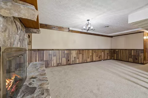 Living - 428 Dodd Rd, Ringgold, GA 30736 photo 4 of 8