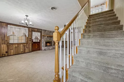 Living - 428 Dodd Rd, Ringgold, GA 30736 photo 1 of 8