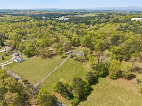 View/Area - 428 Dodd Rd, Ringgold, GA 30736 photo 4 of 5