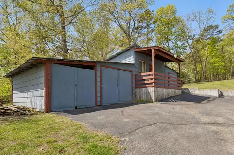 Exterior - 428 Dodd Rd, Ringgold, GA 30736 photo 11 of 12