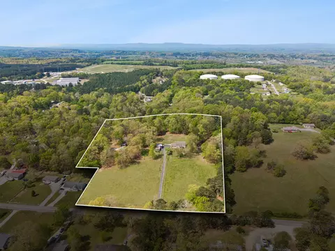 428 Dodd Rd, Ringgold, GA 30736