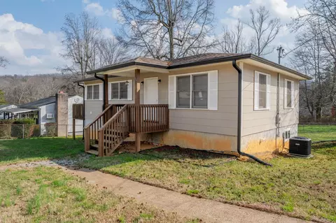56 East Ave, Rossville, GA 30741