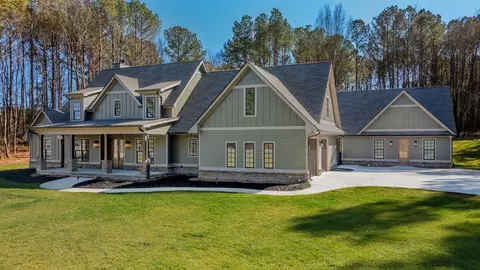494 Warthen St, Lafayette, GA 30728