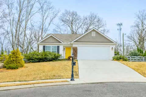 39 Dragoon Ct, Rossville, GA 30741