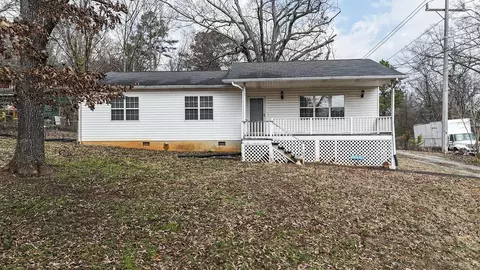 6435 Plantation Dr, Chattanooga, TN 37416