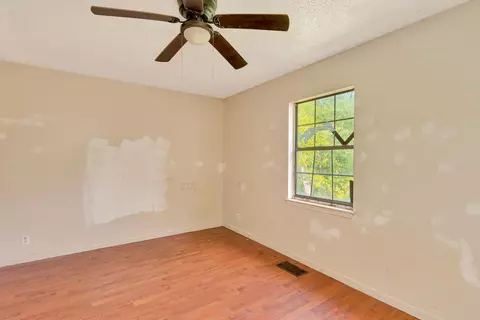 Bedroom - 5111 Mark Brown Rd NE, Dalton, GA 30721 photo 1 of 4