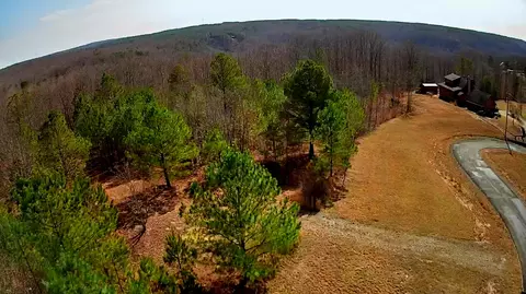 255 Falling Cliff Dr #102, South Pittsburg, TN 37380
