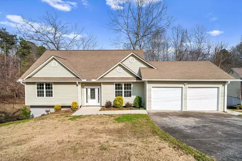 511 Stratford Pl, Rocky Face, GA 30740