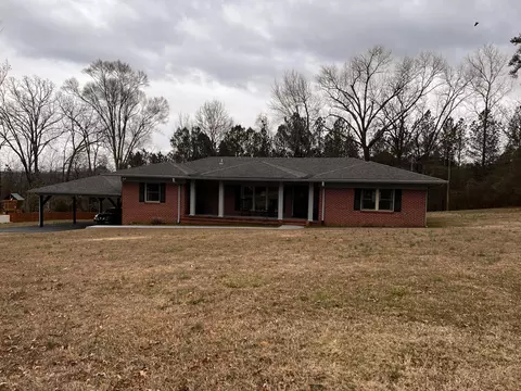 3840 Agawela Dr, Chattanooga, TN 37406