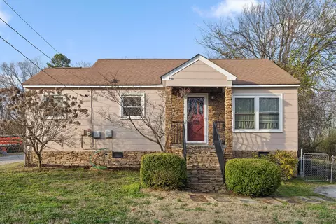 305 Catoosa St, Rossville, GA 30741