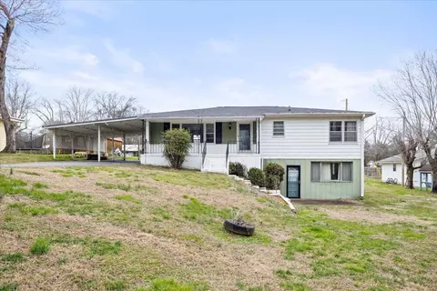 9 Chickamauga St, Fort Oglethorpe, GA 30742