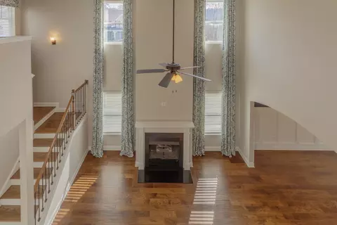Living - 1483 Buttonwood Loop, Chattanooga, TN 37421 photo 6 of 8