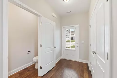 Entry Way - 1483 Buttonwood Loop, Chattanooga, TN 37421 photo 4 of 9