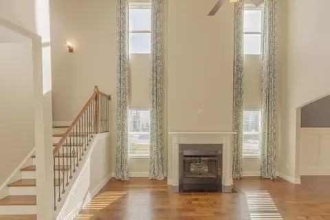 Living - 1483 Buttonwood Loop, Chattanooga, TN 37421 photo 2 of 8