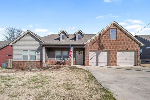 128 Franklin Cir, Fort Oglethorpe, GA 30742