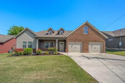 128 Franklin Cir, Fort Oglethorpe, GA 30742