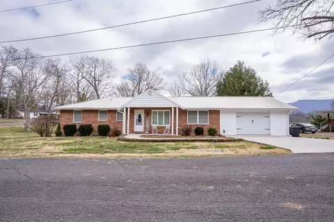 19 May Ave, Trenton, GA 30752