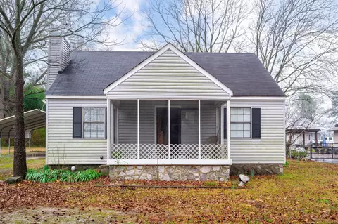 1708 S Mack Smith Rd, Chattanooga, TN 37412