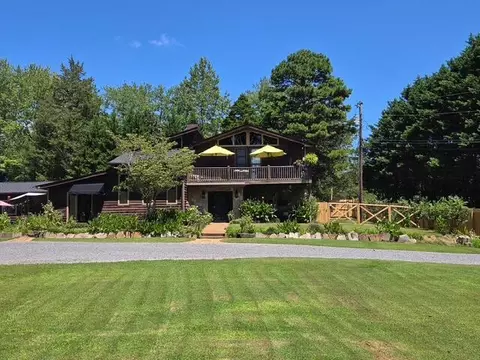12615 Civic Club Rd, Soddy Daisy, TN 37379