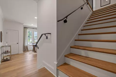 Entry Way - 1890 Dawson Cir, Chattanooga, TN 37421 photo 5 of 11