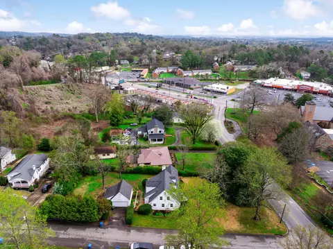 25 Belvoir Ave, Chattanooga, TN 37411