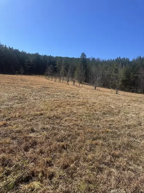 1596 Stewart Rd, Graysville, TN 37338