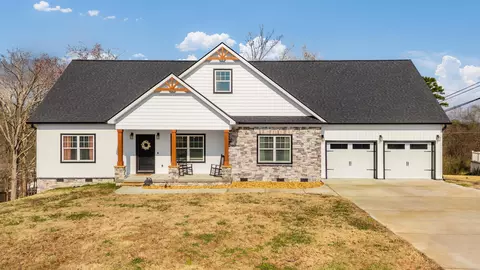 9425 Bayview Rd, Soddy Daisy, TN 37379