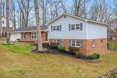 615 NE Forest Ln, Cleveland, TN 37312