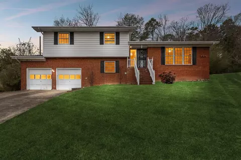 1315 Northgate Cir, Hixson, TN 37343