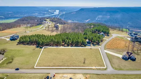 215 Deer Run Dr #JH215, Jasper, TN 37347