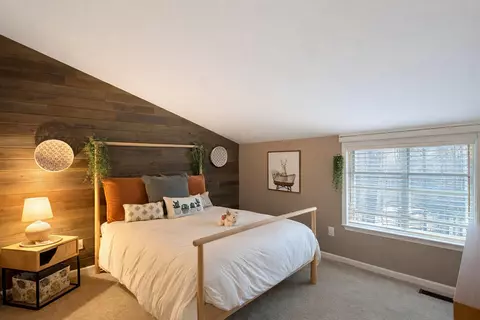Bedroom - 1286 Oglethorpe Mountain Rd, Jasper, GA 30143 photo 2 of 2
