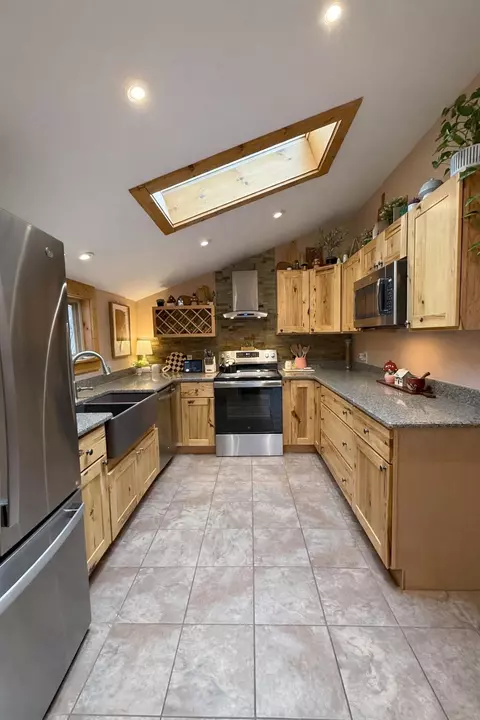 Kitchen - 1286 Oglethorpe Mountain Rd, Jasper, GA 30143 photo 1 of 1