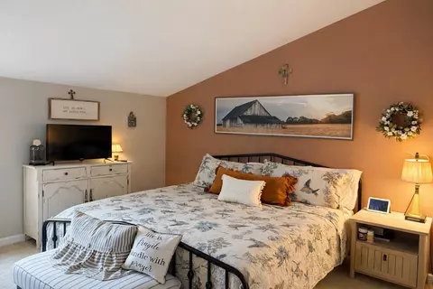 Bedroom - 1286 Oglethorpe Mountain Rd, Jasper, GA 30143 photo 1 of 2