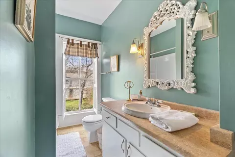 Bath - 38 Alabama St, Cave Spring, GA 30124 photo 7 of 12