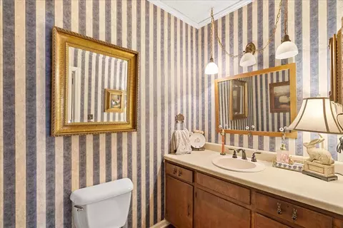 Bath - 38 Alabama St, Cave Spring, GA 30124 photo 6 of 12