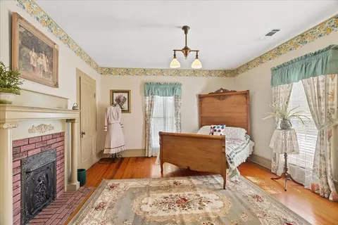 Bedroom - 38 Alabama St, Cave Spring, GA 30124 photo 6 of 6