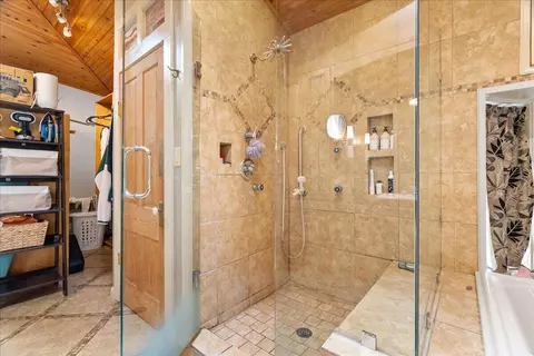 Bath - 38 Alabama St, Cave Spring, GA 30124 photo 4 of 12