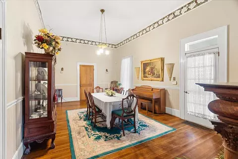 Dining - 38 Alabama St, Cave Spring, GA 30124 photo 2 of 3