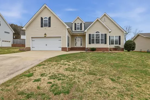 5643 Tucker Rd, Ooltewah, TN 37363