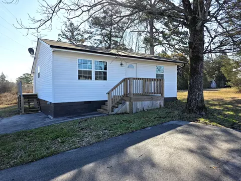 265 S Cedar Ln, Fort Oglethorpe, GA 30742