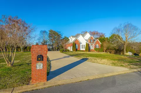 165 Drake Dr NW, Cleveland, TN 37312