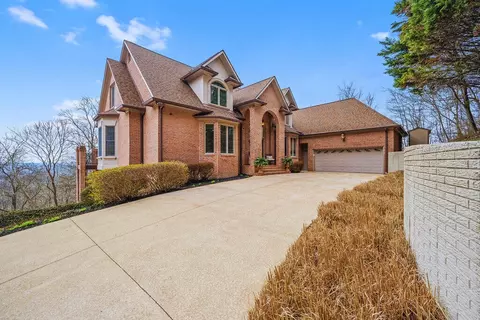 9954 Frost Ridge Dr, Ooltewah, TN 37363
