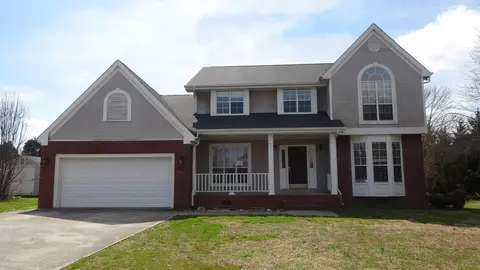 11042 E Brainerd Rd, Apison, TN 37302
